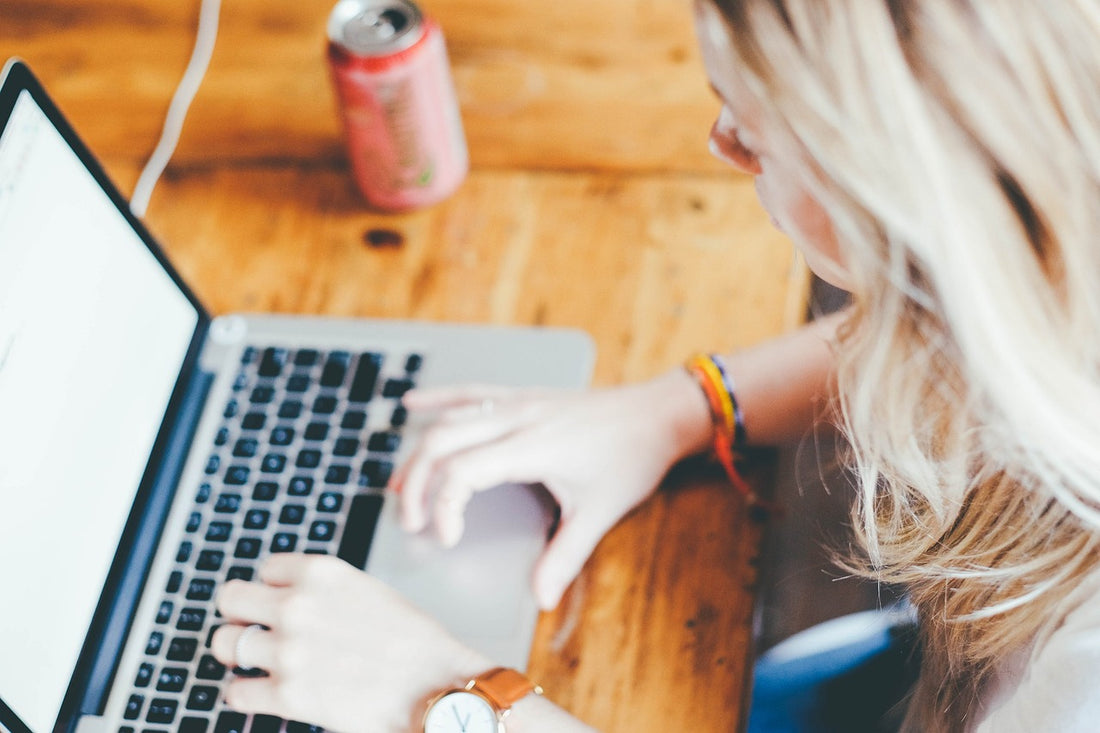 How a Cleaner Screen Can Reduce Digital Eye Strain